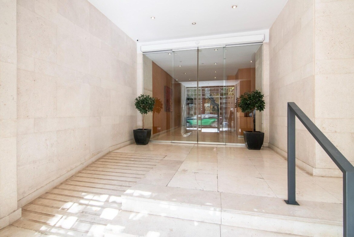 Calle de Velázquez, Madrid, Madrid for lease Lobby- Image 1 of 5