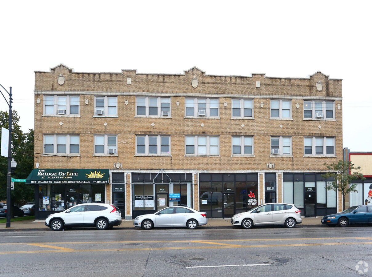 44334439 W Fullerton Ave, Chicago, IL 60639
