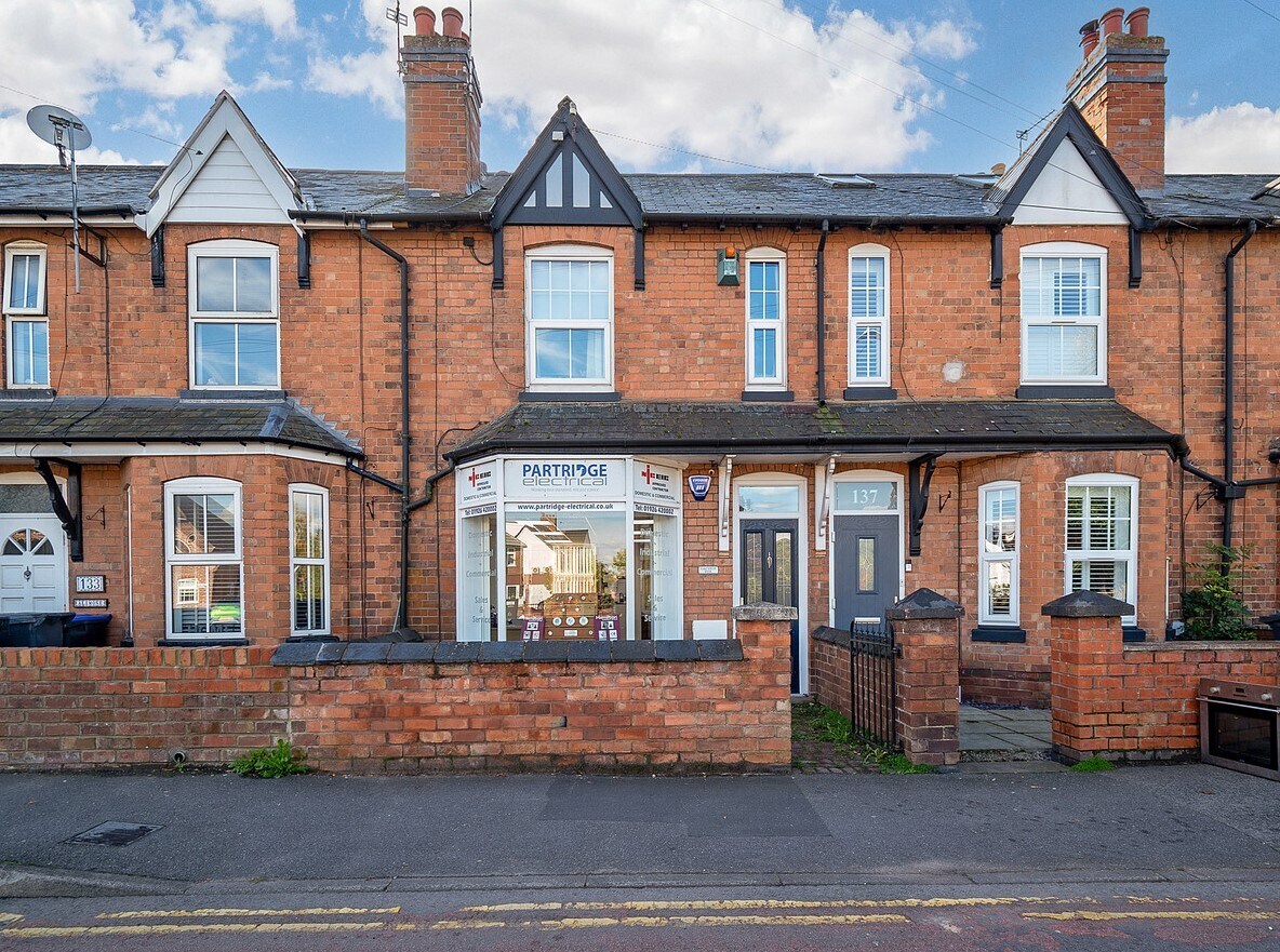 135 Heathcote Road, Leamington Spa for sale Building Photo- Image 1 of 1