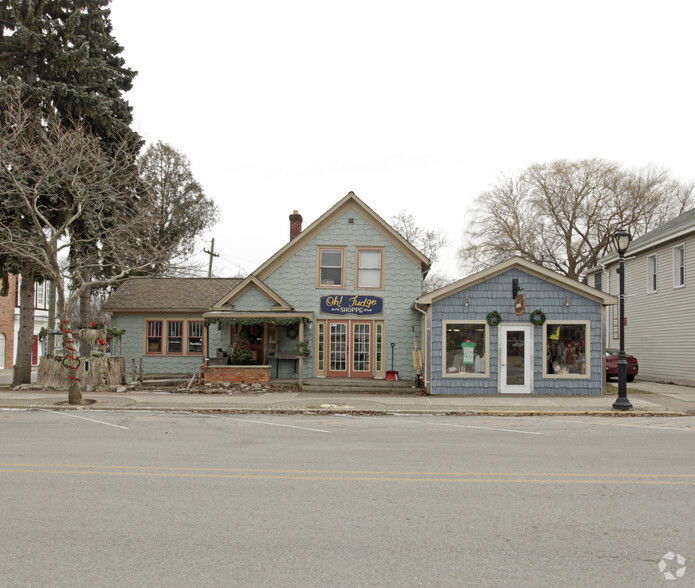 7296 Huron Ave, Lexington, MI for sale - Primary Photo - Image 1 of 1