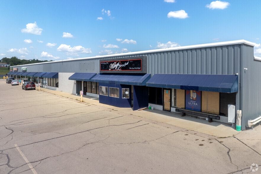 1801 S West Ave, Freeport, IL for sale - Building Photo - Image 2 of 16