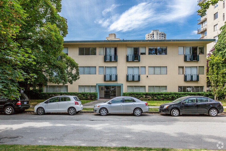 1030 Harwood St, Vancouver, BC for sale - Primary Photo - Image 3 of 6