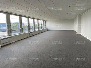 Office in Orly for lease Interior Photo- Image 2 of 2