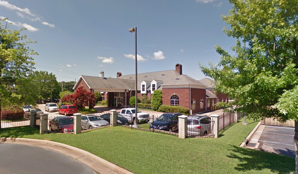 6205 S Broadway Ave, Tyler, TX for sale - Primary Photo - Image 1 of 1