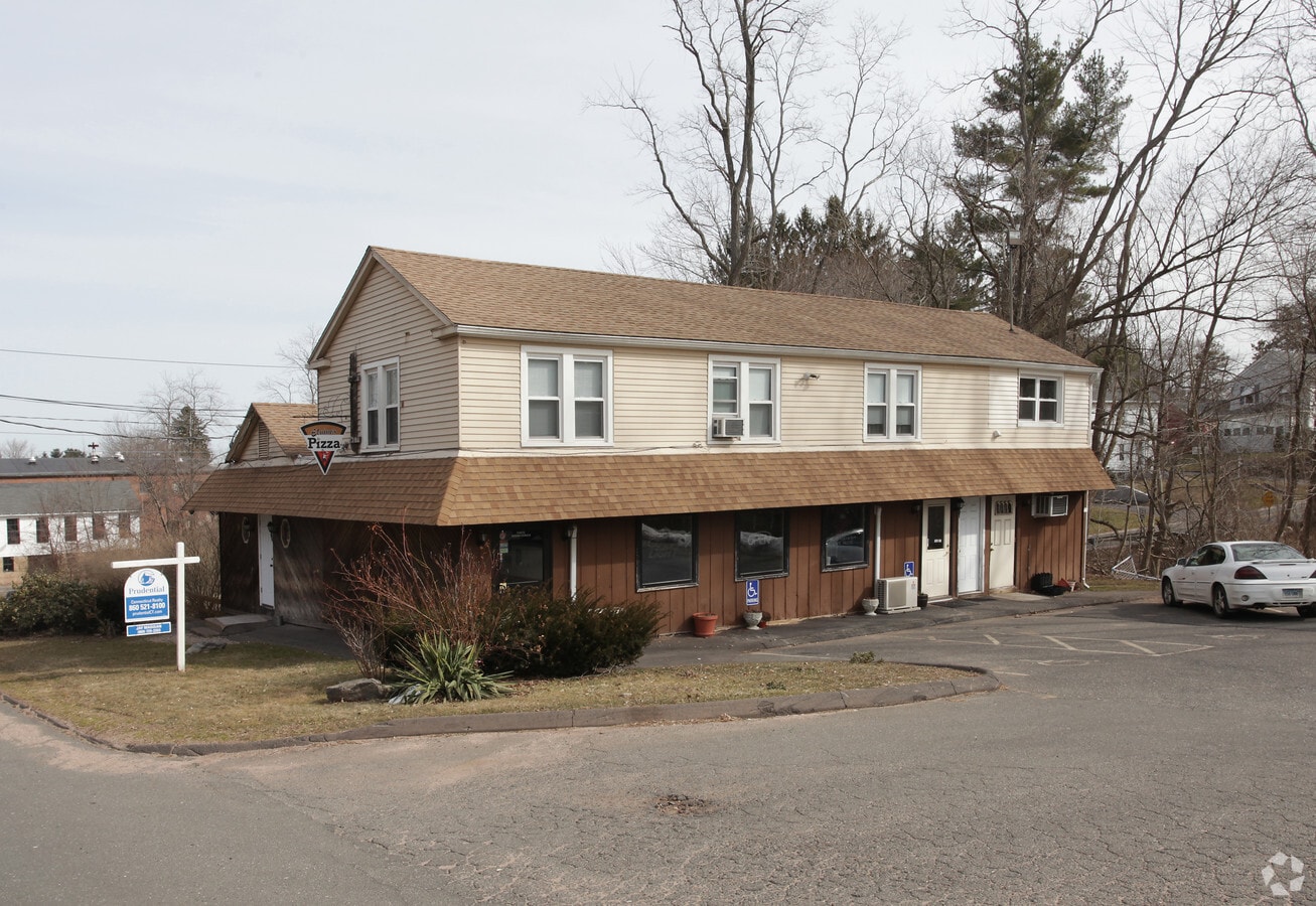 139 Main St, Broad Brook, CT 06016