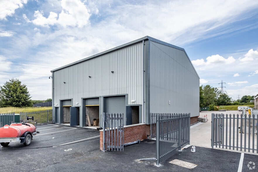 Stone Hill Rd, Bolton for lease - Primary Photo - Image 1 of 2