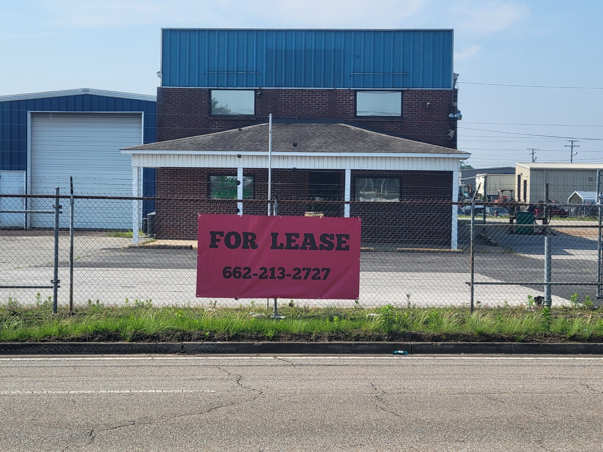 2484 S Green St, Tupelo, MS for sale Primary Photo- Image 1 of 1