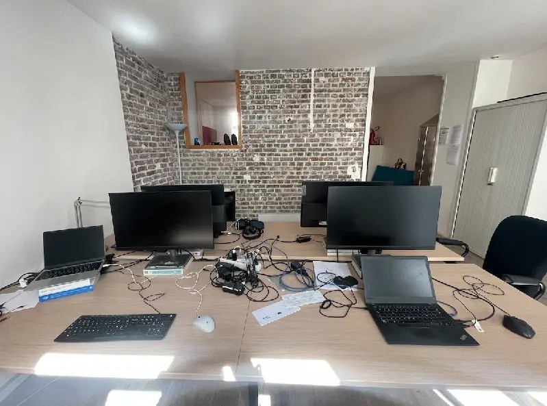 Location Commerce 60 m² - Photo 1