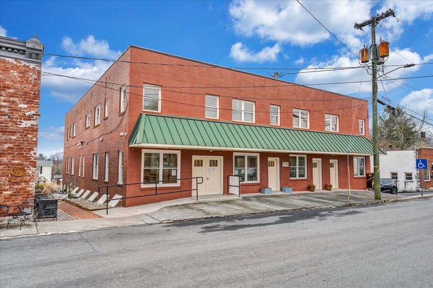 20 S Roanoke St, Fincastle, VA for sale - Building Photo - Image 3 of 51