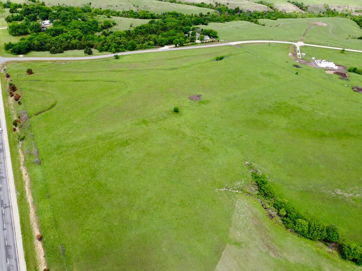 6096 Tuttle Creek Blvd, Manhattan, KS 66503