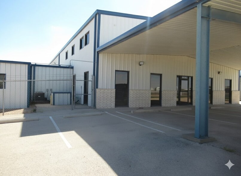 9105 W Interstate 20, Midland, TX for lease - Building Photo - Image 2 of 10