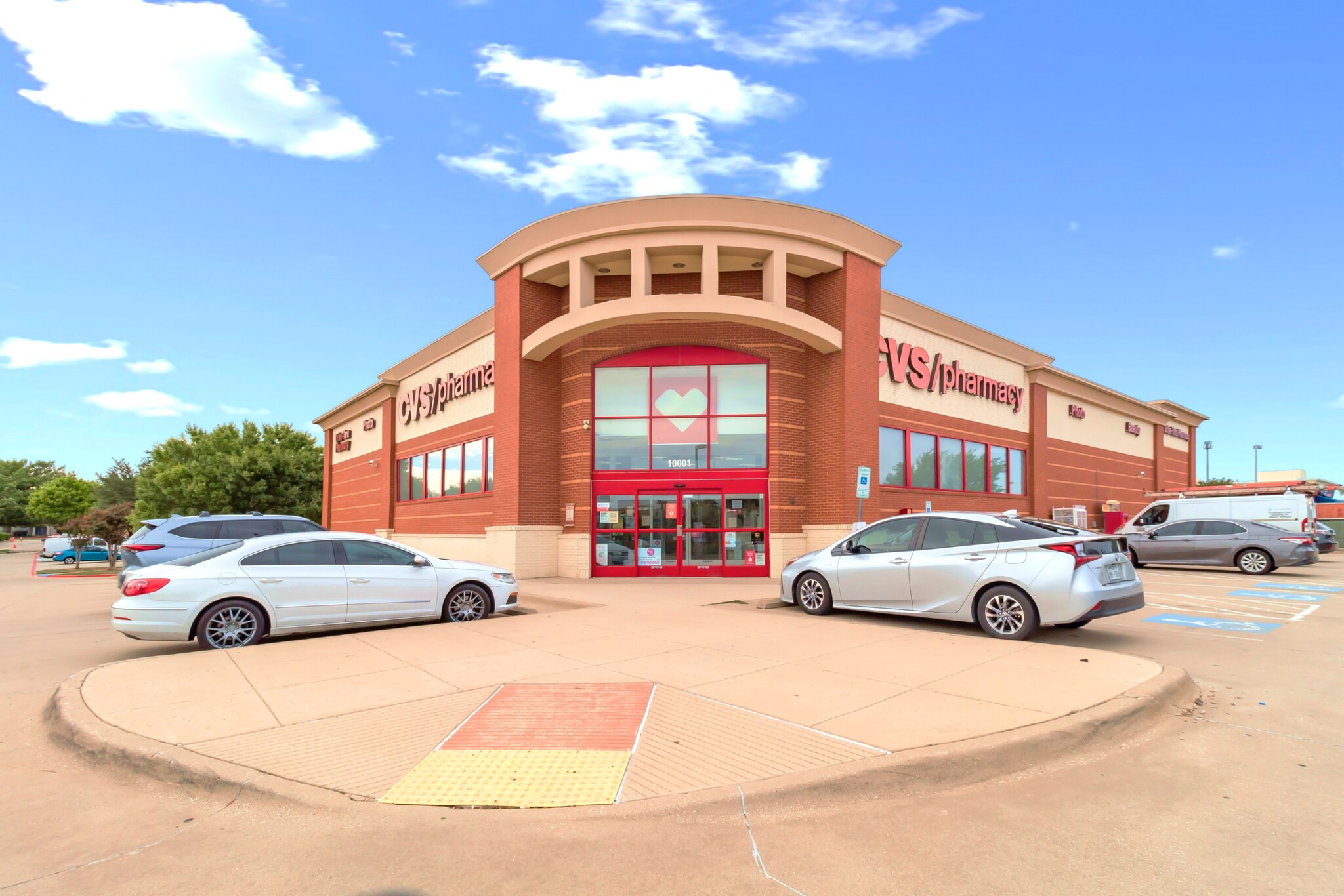 10001 Custer Rd, Plano, TX 75025 - CVS (subleased to Dollar General