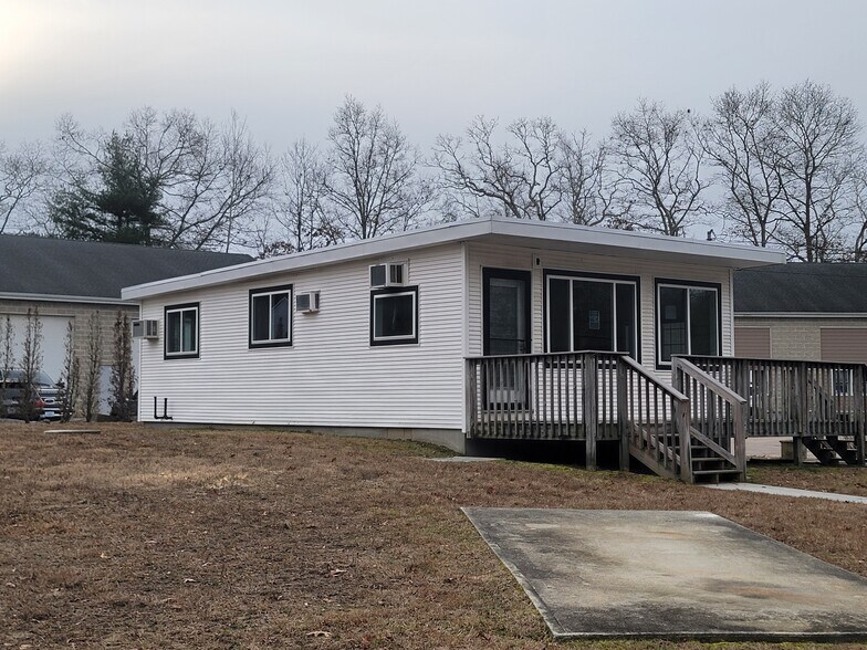 26 Main St, Ashaway, RI 02804 Town and Country Plaza