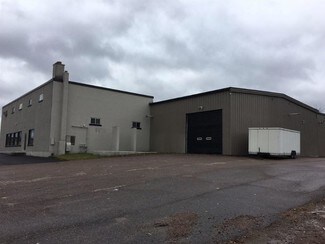 More details for 3532 Petawawa Blvd, Petawawa, ON - Industrial for Lease