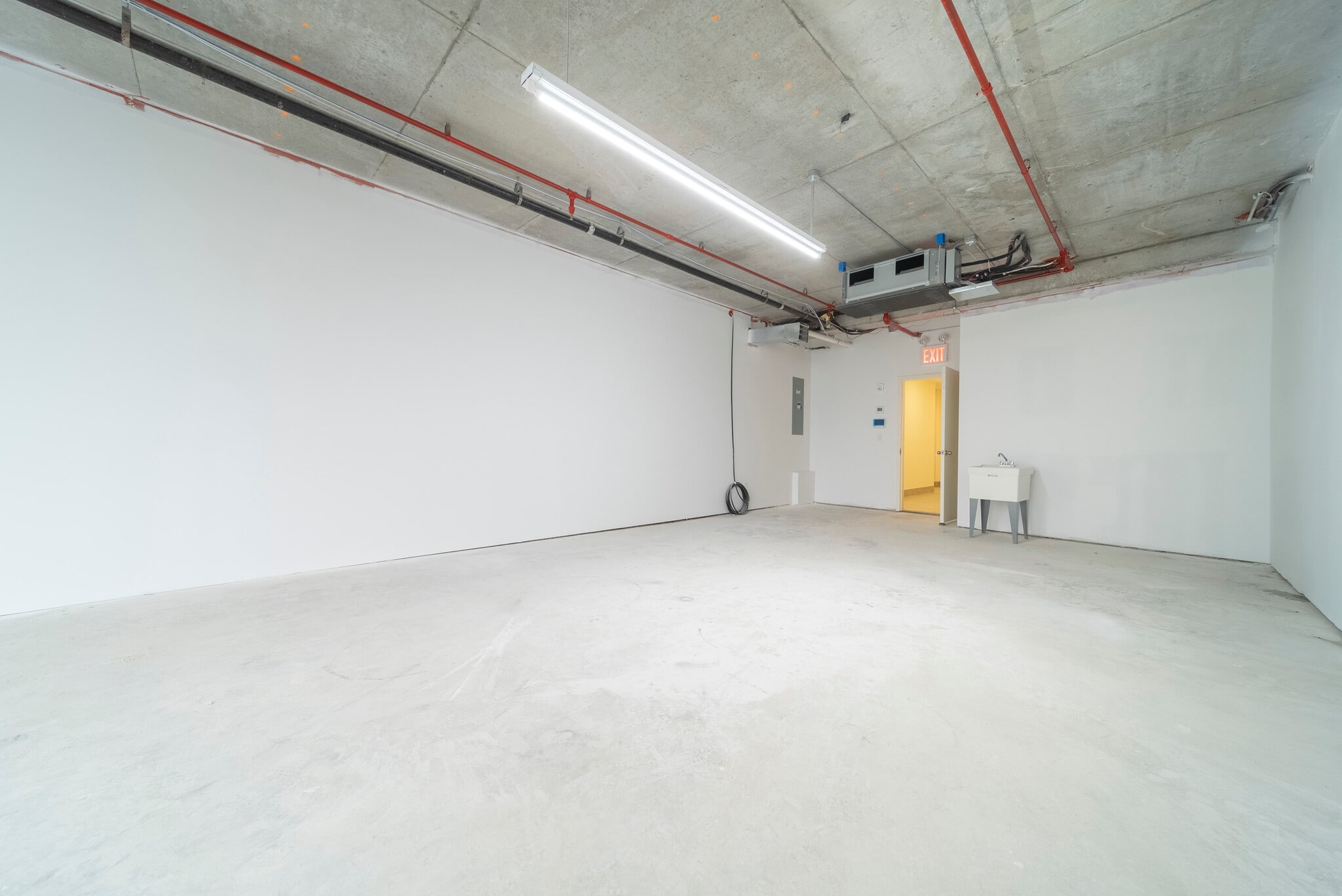 124-28 Queens Blvd, Kew Gardens, NY for lease Building Photo- Image 1 of 4