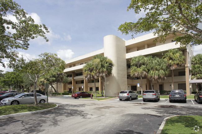 More details for 3800 Inverrary Blvd, Lauderhill, FL - Office for Sale