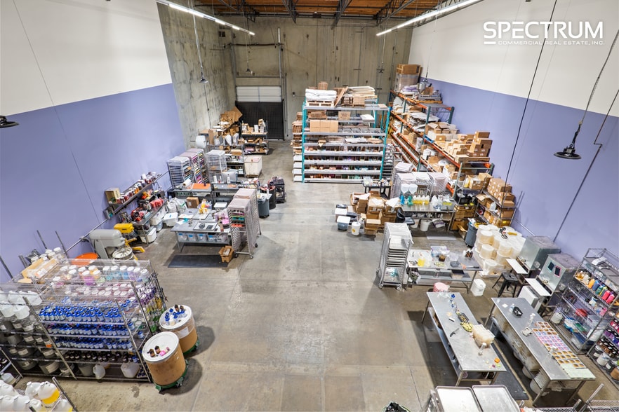 15823 W Monte St, Sylmar, CA for lease - Building Photo - Image 3 of 5