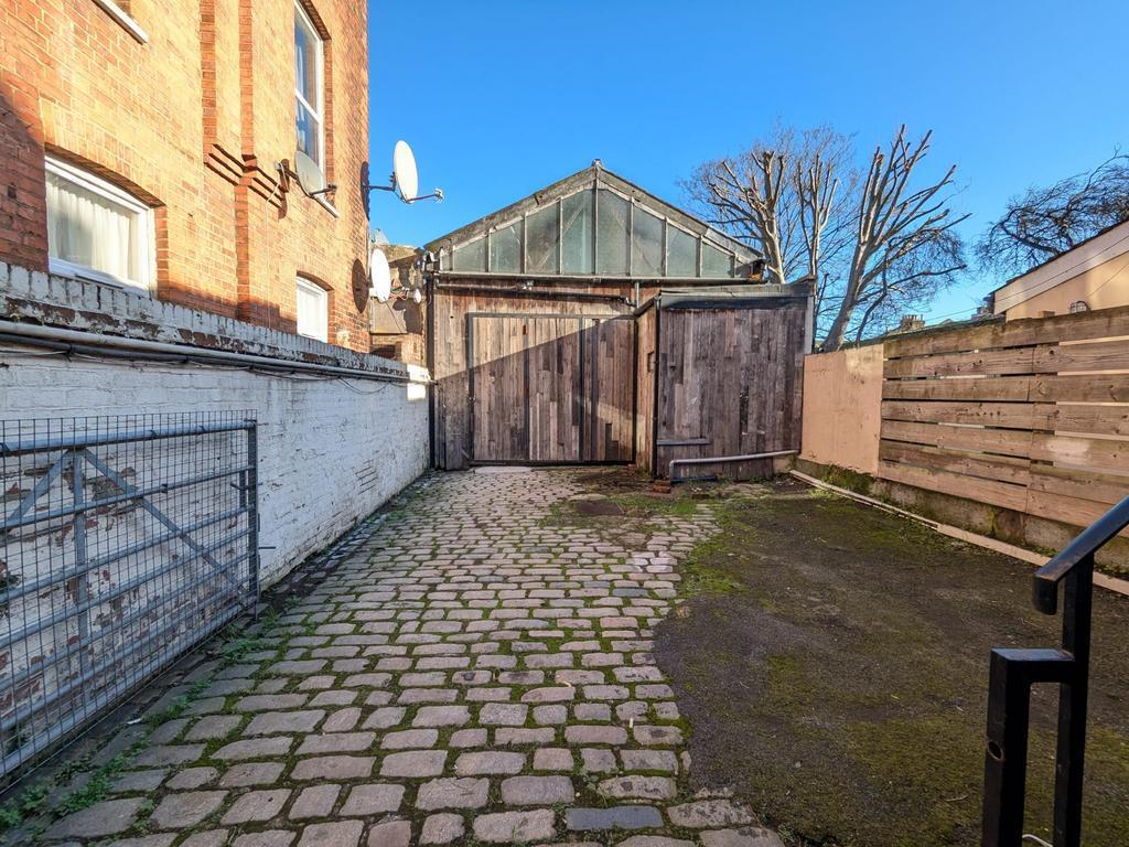 278 High Rd, London for sale Building Photo- Image 1 of 1