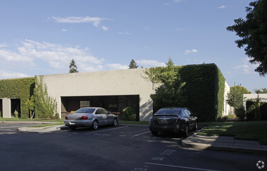 3350 Scott Blvd, Santa Clara, CA for lease - Building Photo - Image 2 of 2