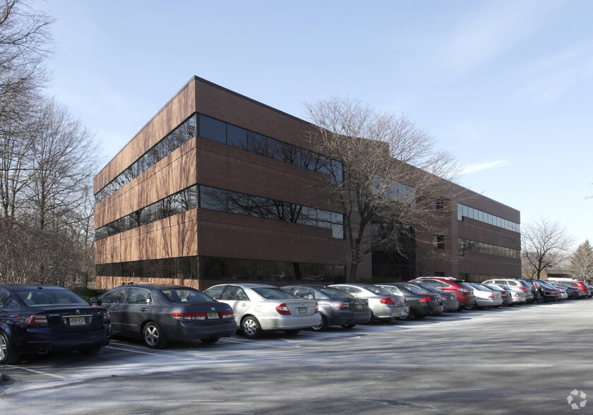 2015 State Route 27, Edison, NJ for lease - Building Photo - Image 3 of 4