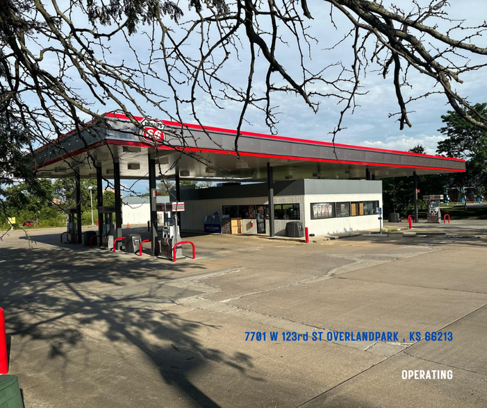 2 Gas Station Portfolio in KC Metro portfolio of 5 properties for sale on LoopNet.com - Building Photo - Image 1 of 33