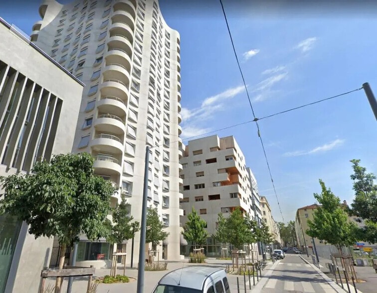 58 Rue Smith, Lyon for lease - Building Photo - Image 1 of 3