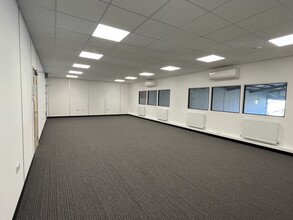 Office in Hangar 4, Cecil Pashley Way, Shoreham Airport, Shoreham by Sea for lease Interior Photo- Image 1 of 4