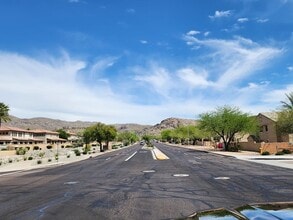 16675 S Desert Foothills Pky, Phoenix, AZ for lease Interior Photo- Image 2 of 4