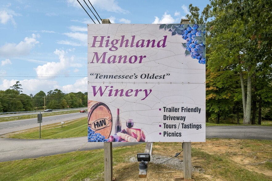 2965 S York Hwy, Jamestown, TN for sale - Building Photo - Image 3 of 43