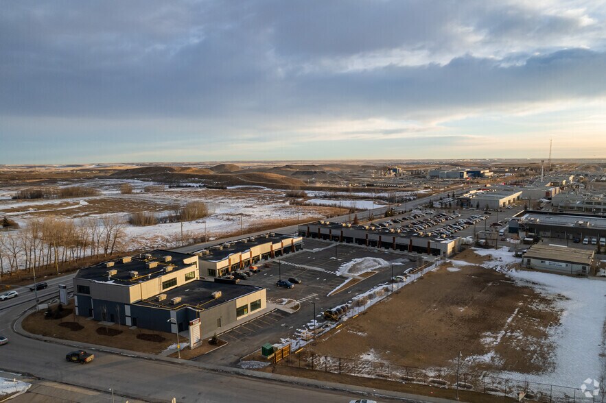 2 Royal Vista Link NW, Calgary, AB for lease - Aerial - Image 3 of 3