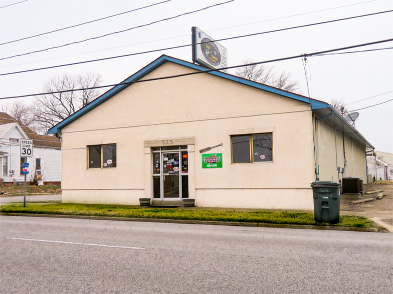 825 W 2nd St, Owensboro, KY for lease - Primary Photo - Image 1 of 3