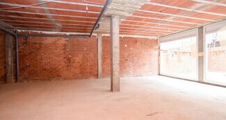 More details for Carrer Enric Delaris, Manlleu - Multifamily for Sale