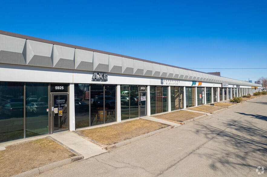 5901-5923 3rd St SE, Calgary, AB for lease - Primary Photo - Image 1 of 11