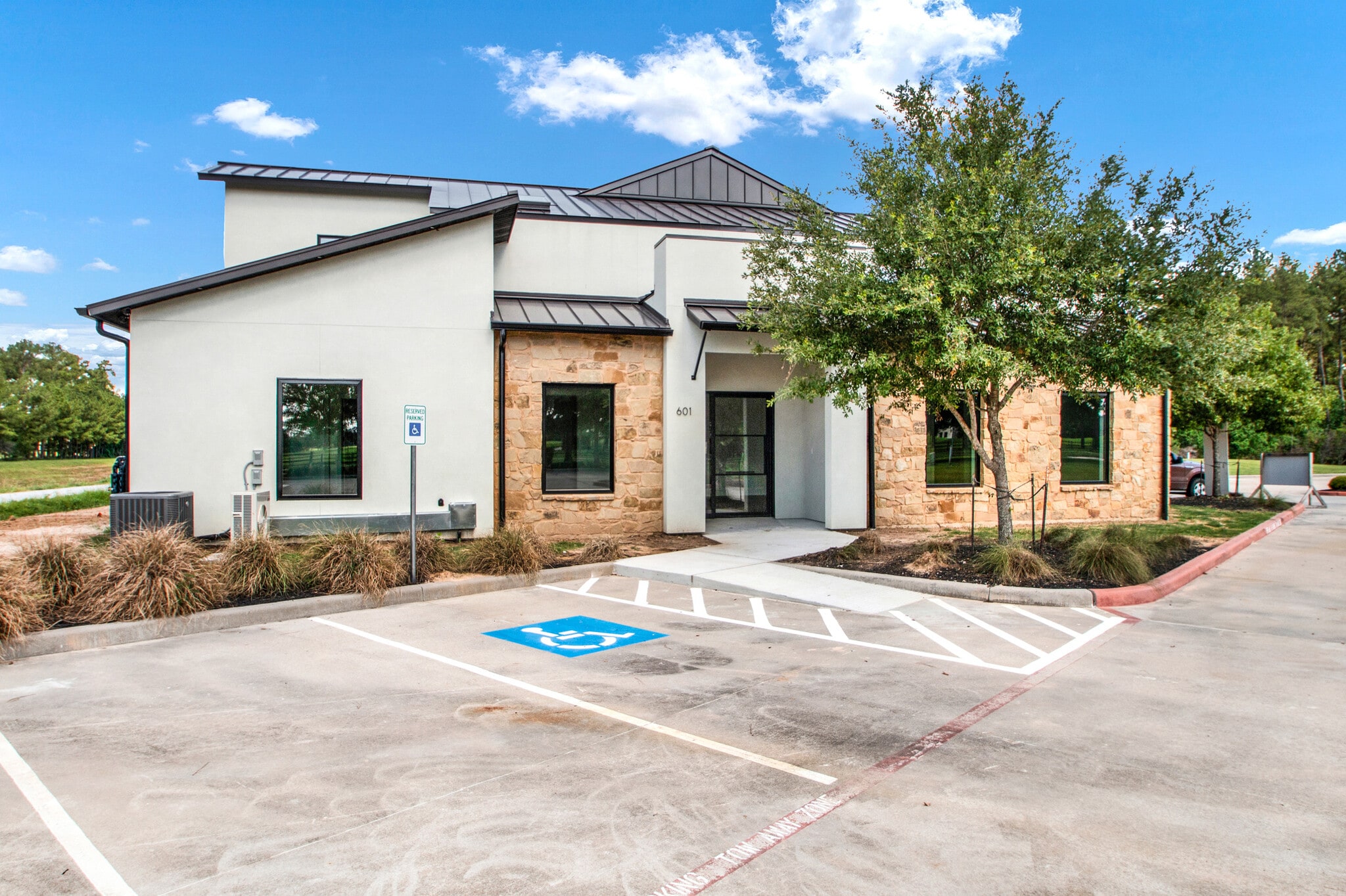 9070 Gleannloch Forest Dr, Spring, TX for sale Building Photo- Image 1 of 1