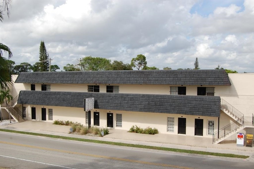 2145 Davie Blvd, Fort Lauderdale, FL for lease - Building Photo - Image 2 of 8