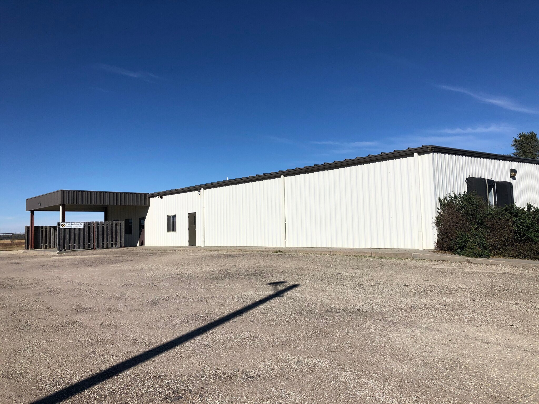 1823 Meadowlark Rd, Clay Center, KS for sale Building Photo- Image 1 of 1