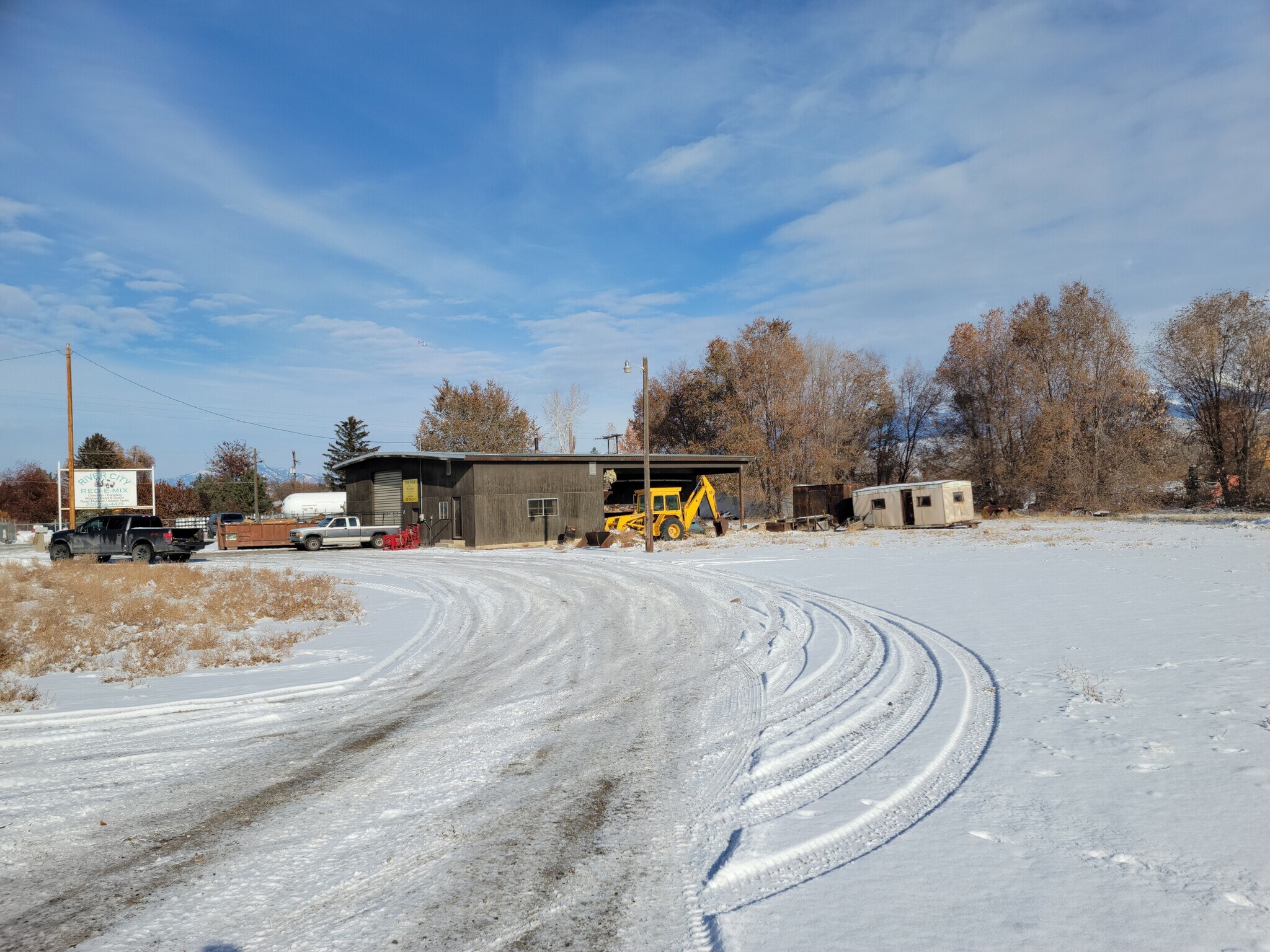 723 Riverfront Dr Dr  