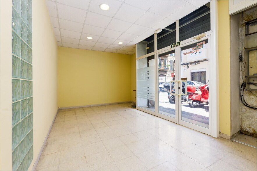 Retail in Palma, Islas Baleares for sale - Lobby - Image 2 of 27