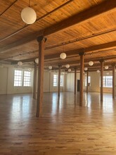 32 Bridge St, Brooklyn, NY for lease Building Photo- Image 2 of 5