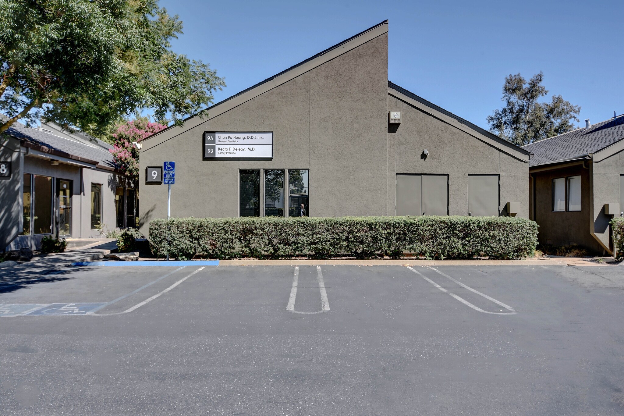 1130 Coffee Rd, Modesto, CA for sale Primary Photo- Image 1 of 1