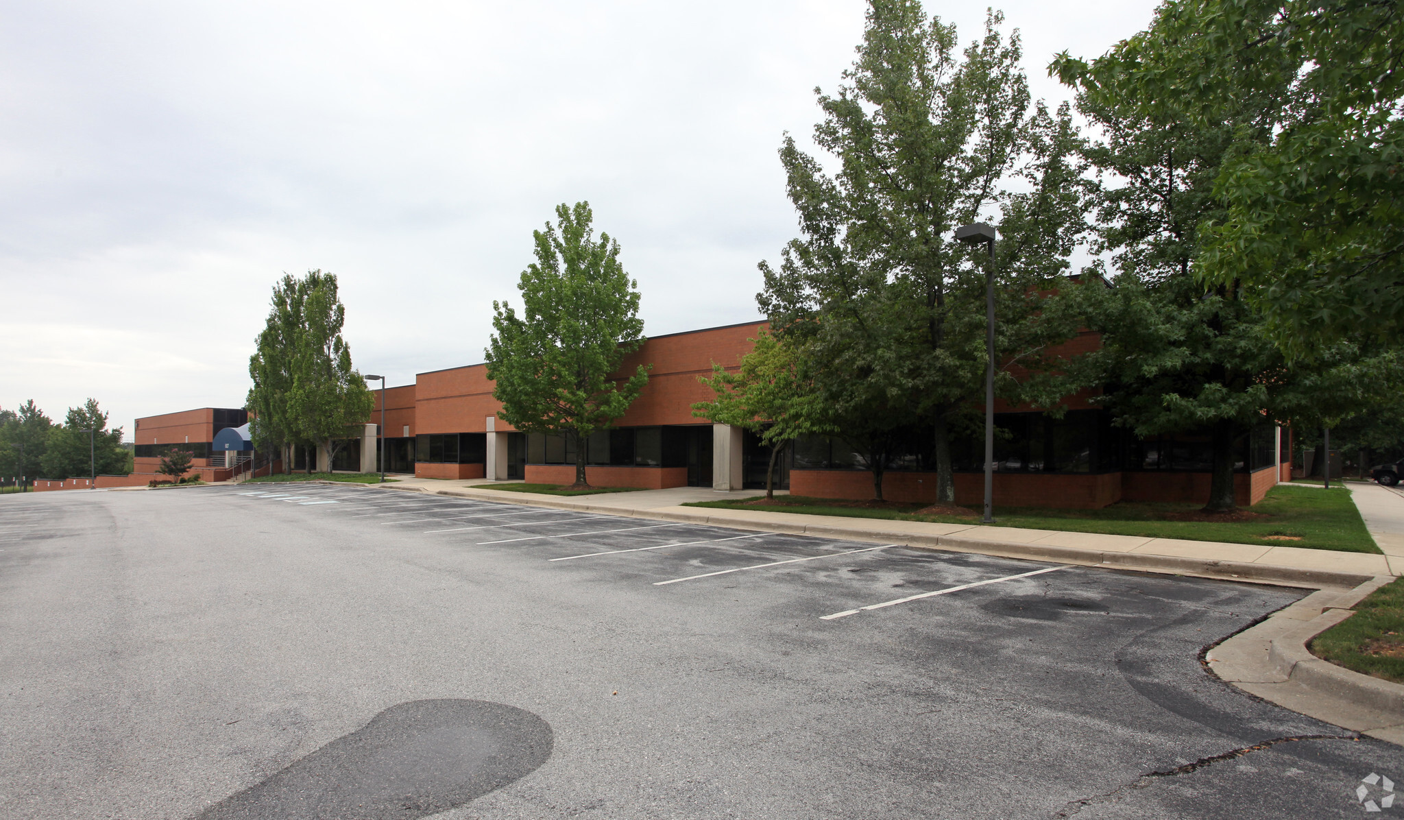 8003-8039 Laurel Lakes Ct, Laurel, MD for lease Building Photo- Image 1 of 12