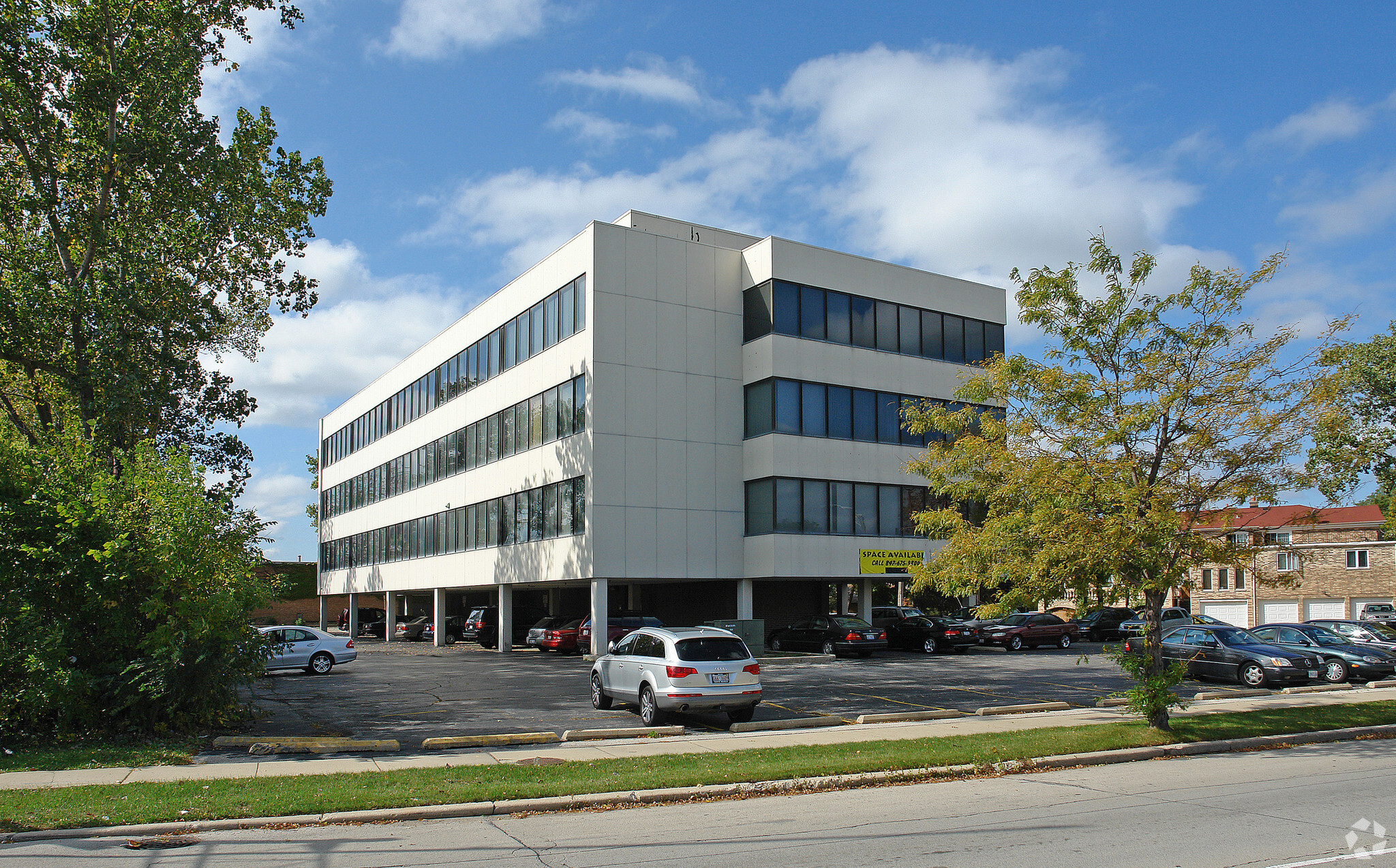 6600 N Lincoln Ave, Lincolnwood, IL for sale Primary Photo- Image 1 of 1