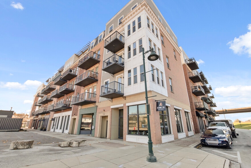 350 River St, Lemont, IL for lease - Primary Photo - Image 1 of 12