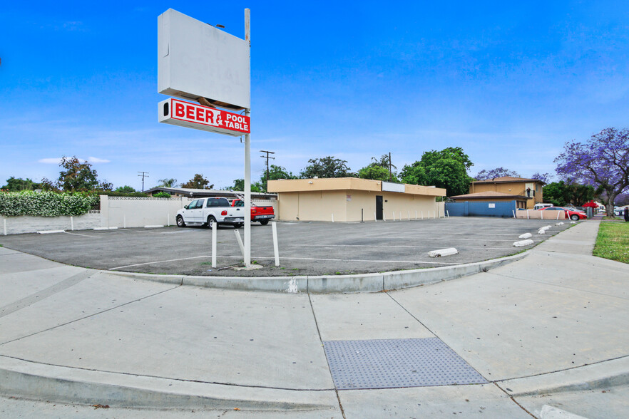 1902 S Standard Ave, Santa Ana, CA for sale - Building Photo - Image 1 of 7