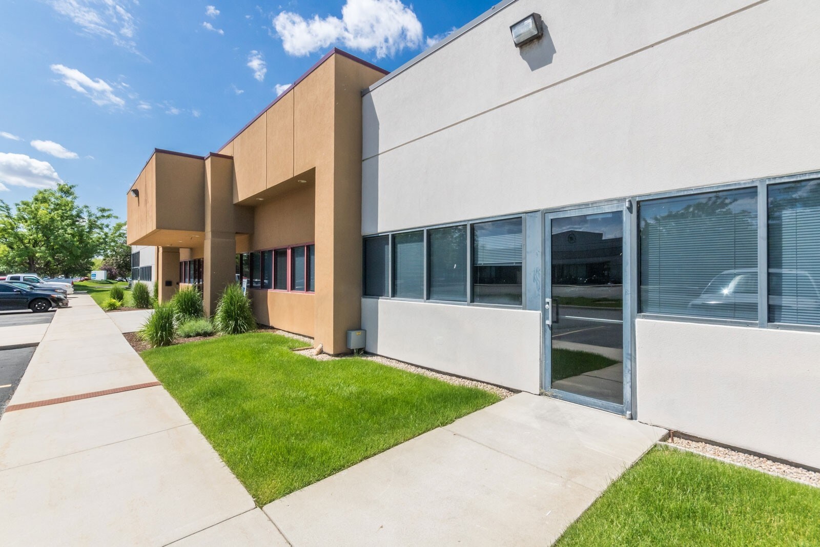 9288 W Emerald St, Boise, ID for sale Primary Photo- Image 1 of 1