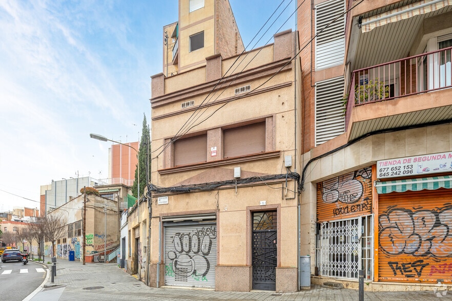 Retail in L'Hospitalet de Llobregat, Barcelona for sale - Building Photo - Image 2 of 5