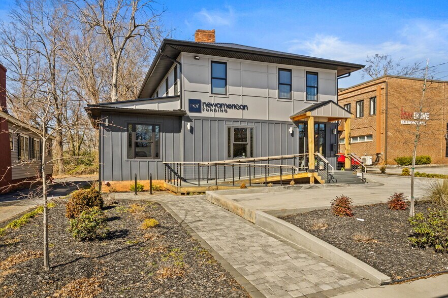 204 Mills Ave, Greenville, SC for sale - Building Photo - Image 3 of 24