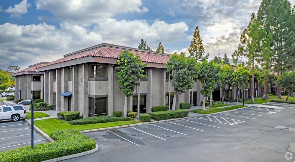 1770-1798 Technology Dr, San Jose, CA for lease - Building Photo - Image 2 of 4