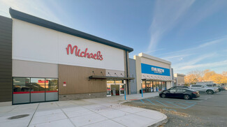 More details for 410-2 S Oyster Bay Rd, Hicksville, NY - Retail for Lease