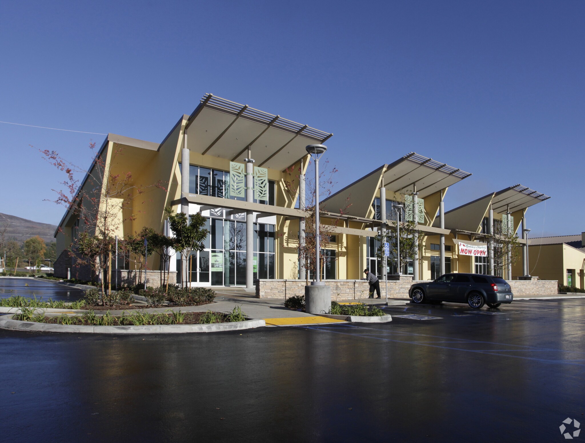 26777 Agoura Rd, Calabasas, CA for sale Primary Photo- Image 1 of 1